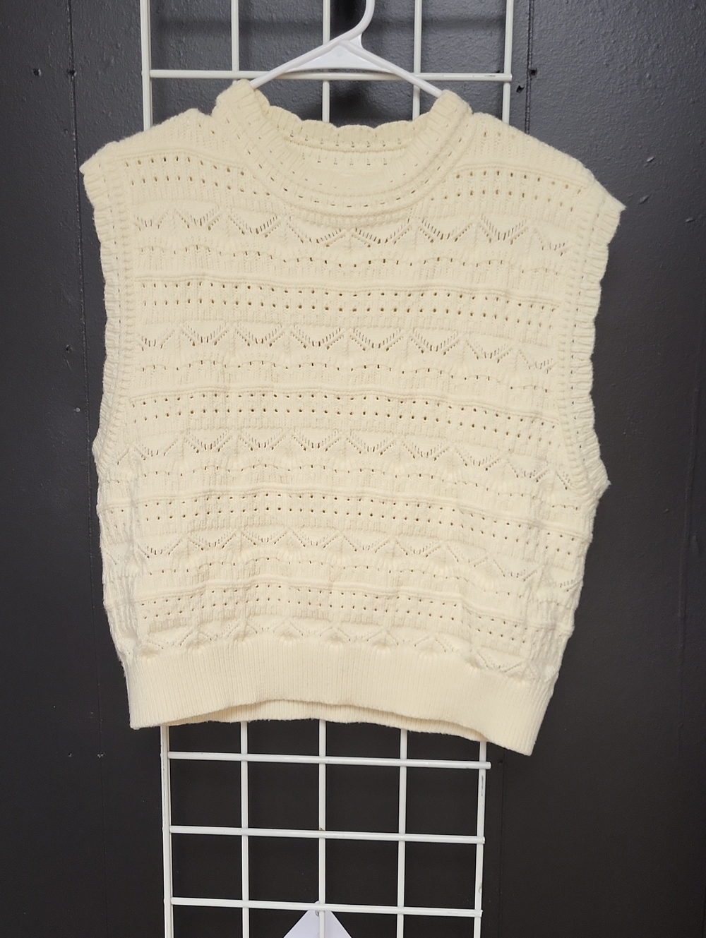 &merci, Cream Cable Knit Sleeveless Sweater Vest, Large